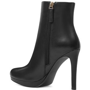 NINE WEST Quanette Platform Booties